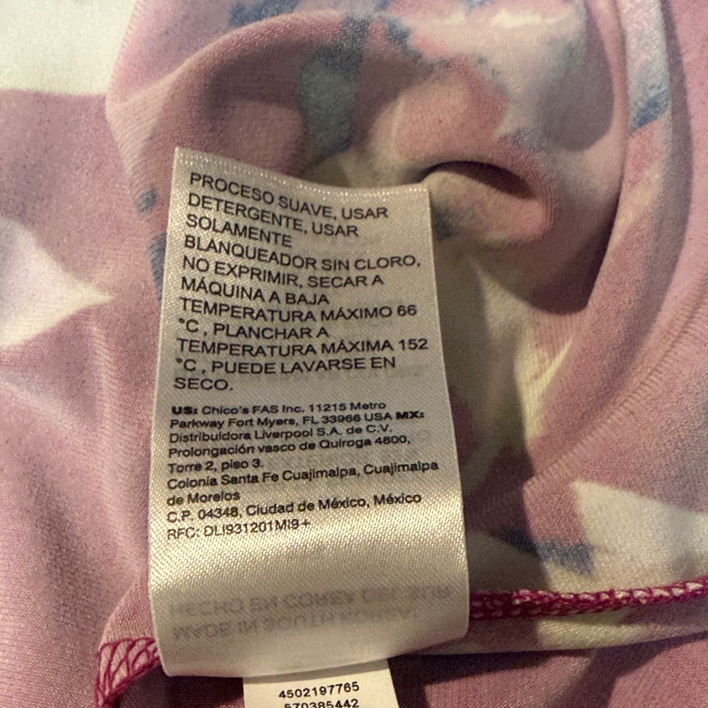 Chico's Fuchsia Floral Print Flutter-Sleeve Blouse Size 2 - Picture 6 of 6